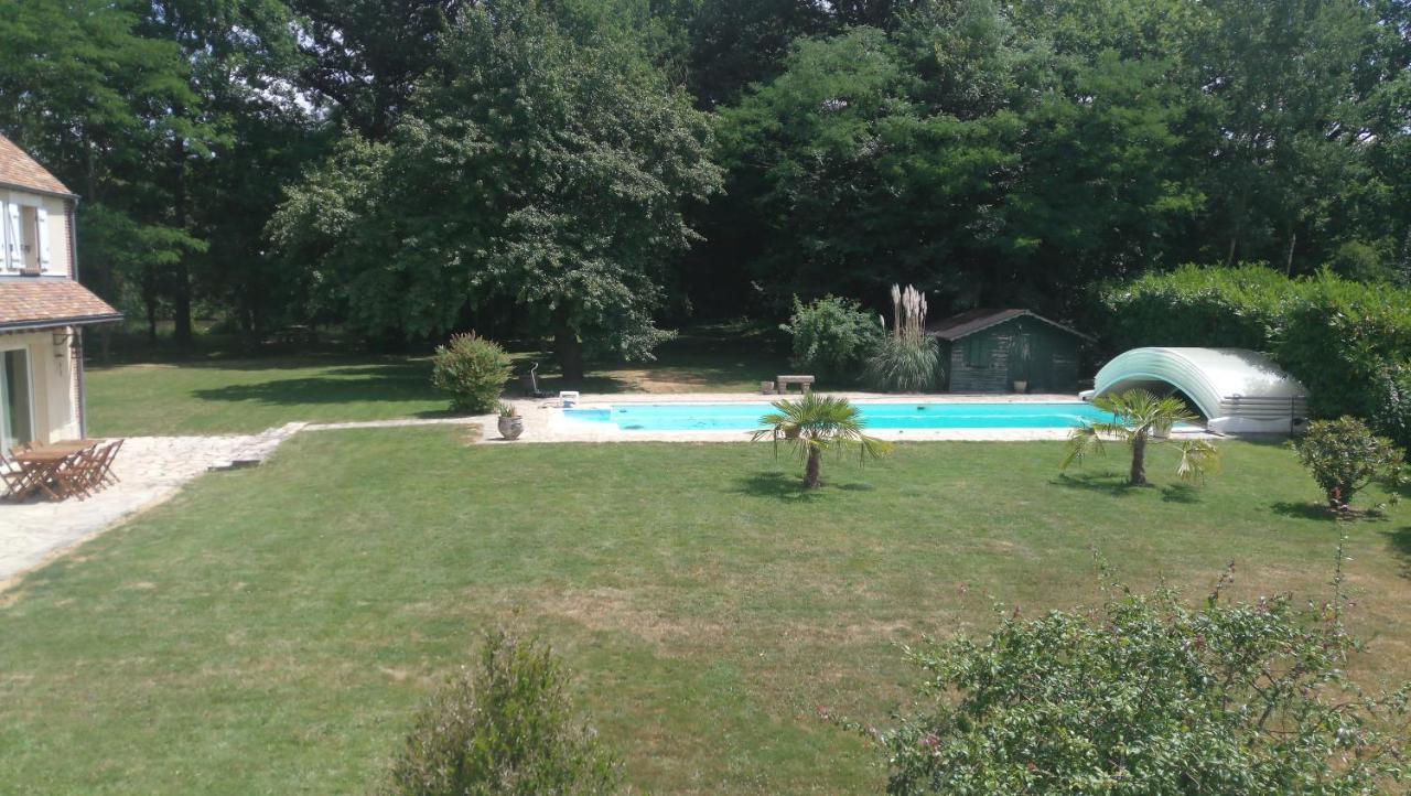 Villa Dikaria Montacher Eksteriør billede