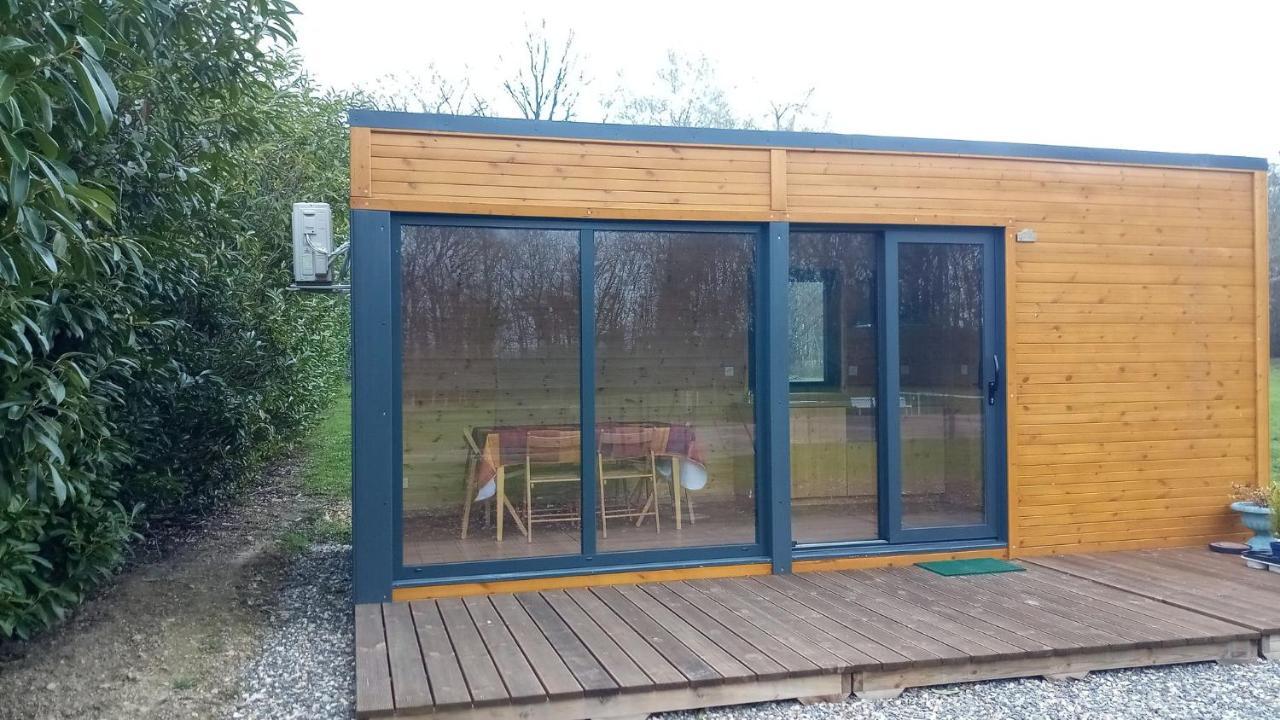 Villa Dikaria Montacher Eksteriør billede