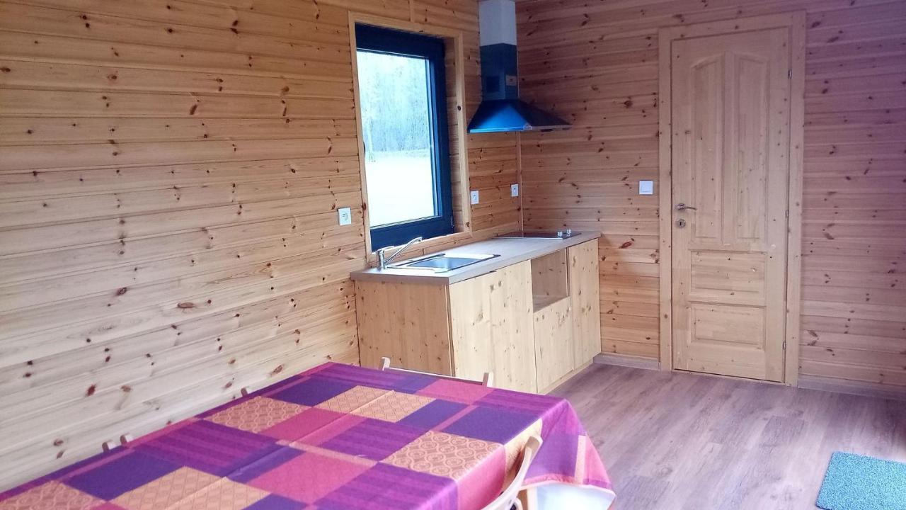 Villa Dikaria Montacher Eksteriør billede
